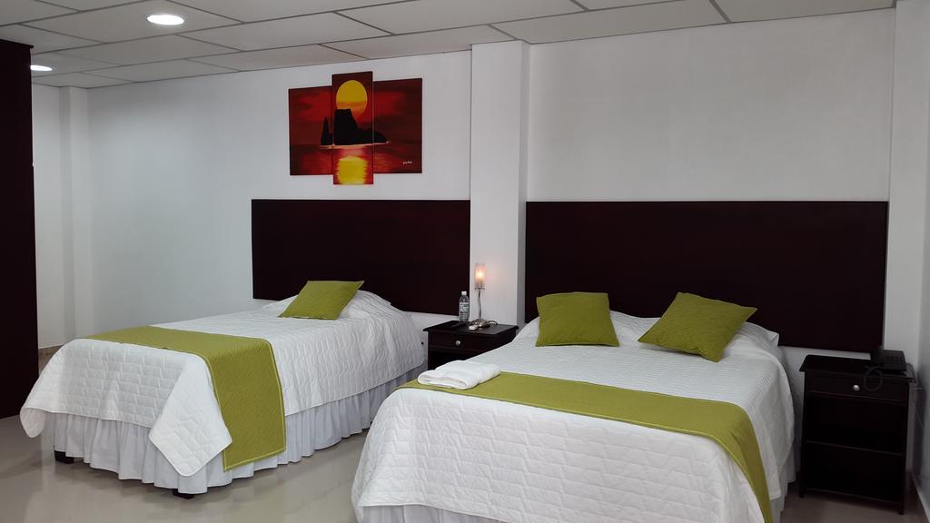 Hospedaje Brisas Del Pacifico Puerto Ayora  Kamer foto
